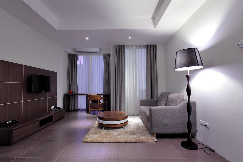 Win D Hotel Nakhonratchasima Pokoj fotografie